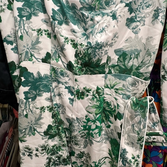 Cara Cara Penelope Romper - Picture 3 of 5